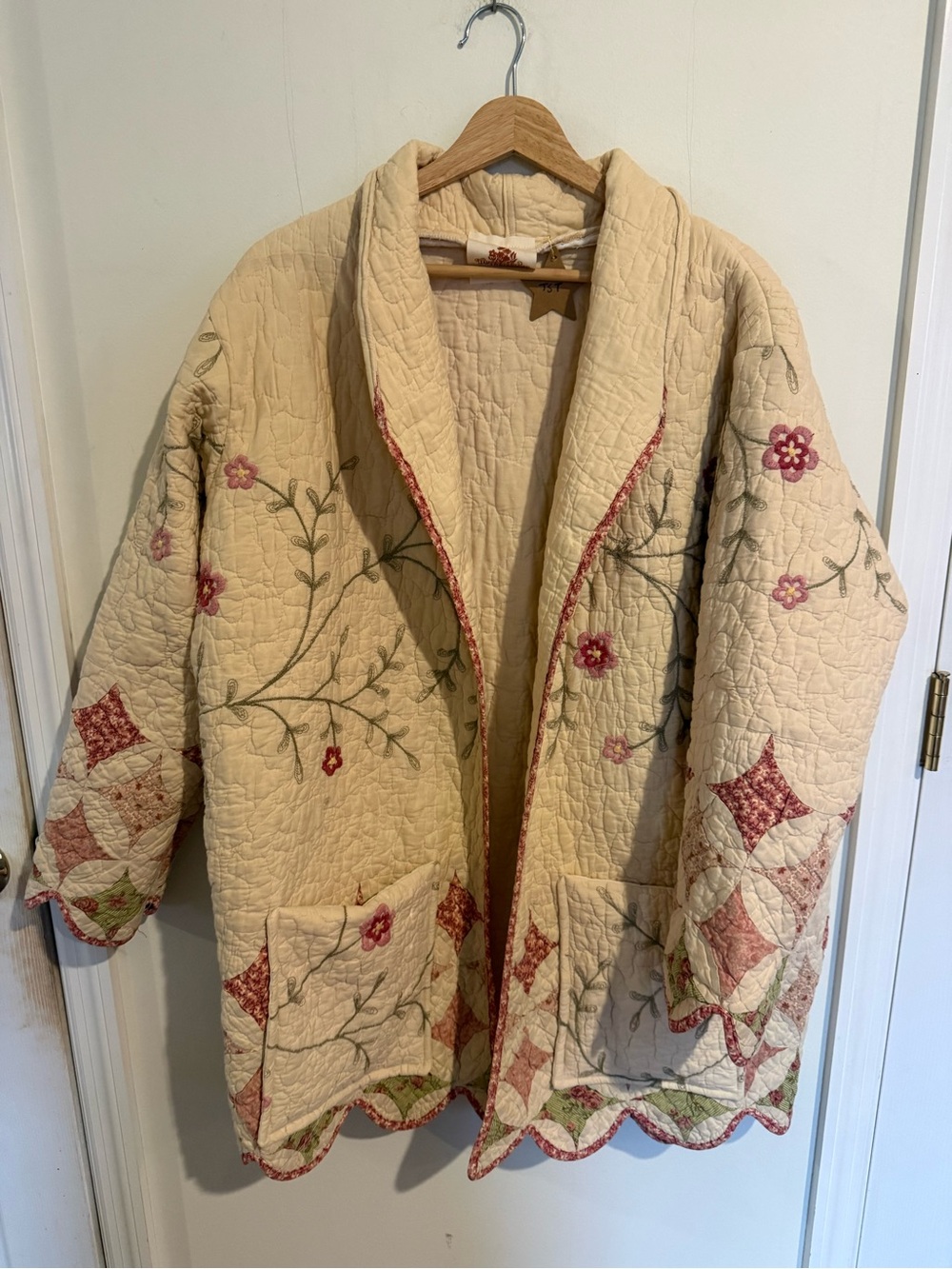 Quilted Floral Embroidered Cream Jacket